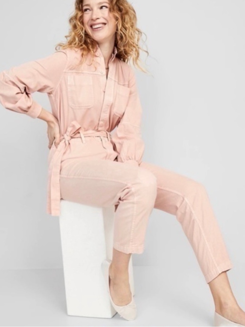 Old Navy Collarless Tie-Belt Utility Jumpsuit - Picture 3 of 11